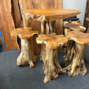 552 Teak Root Bar and 4 Stools